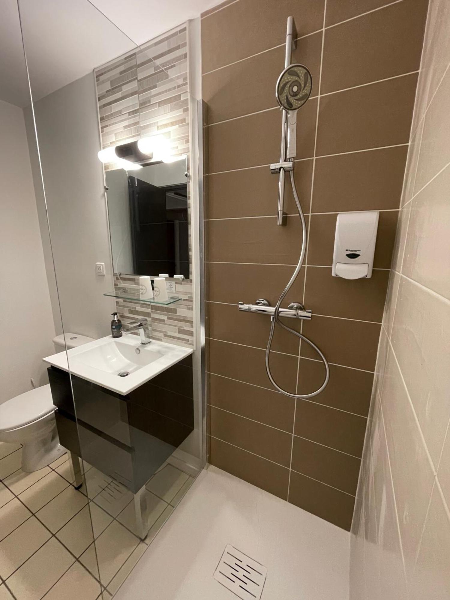 Hotel Paris Madrid Lesperon  Ngoại thất bức ảnh